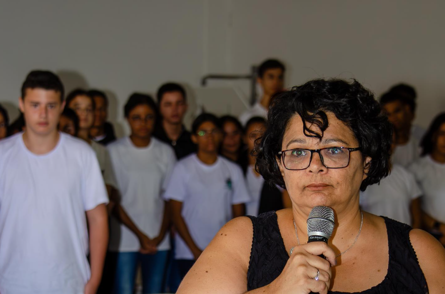 Guarda Mirim de Suzano recebe Assistente Social para Debater Respeito à Diversidade e Prevenção à Drogadição